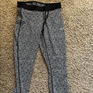 Nike leggings